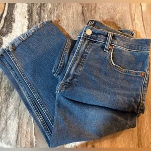 NWOT Gap Denim Cheeky Straight size 6 (28” inseam)